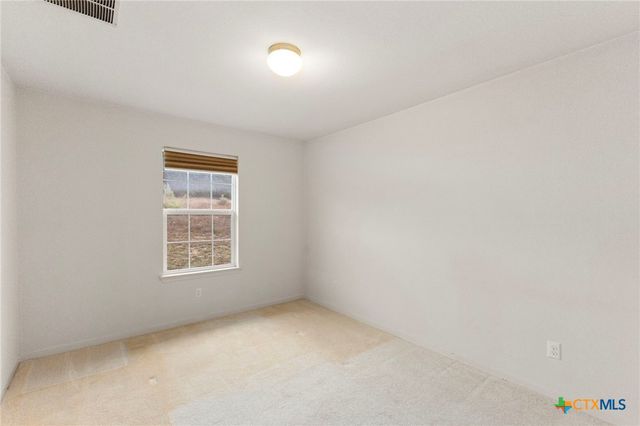 101 Queen Anne Circle, Canyon Lake, TX 78133