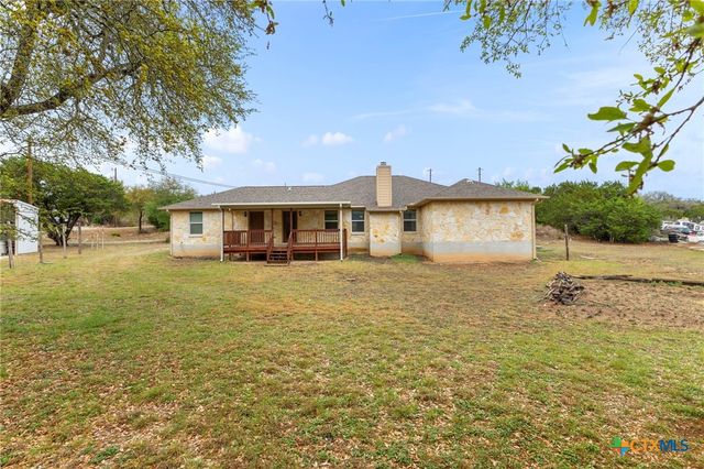 101 Queen Anne Circle, Canyon Lake, TX 78133