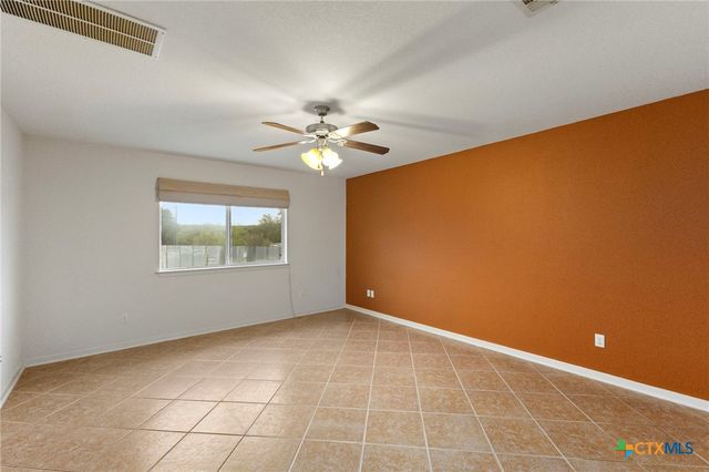 101 Queen Anne Circle, Canyon Lake, TX 78133