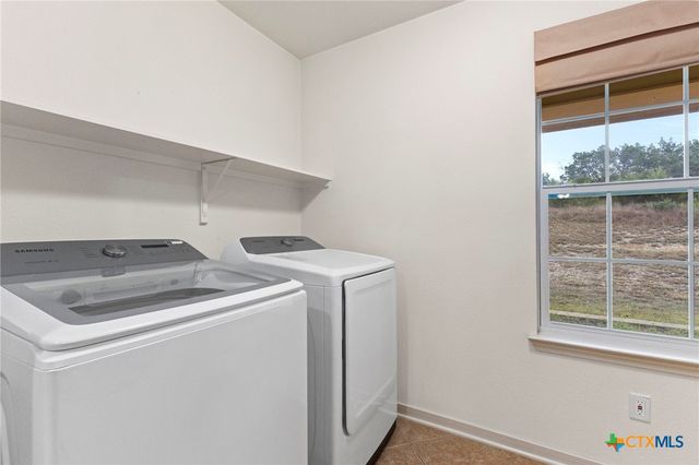 101 Queen Anne Circle, Canyon Lake, TX 78133