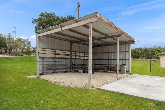 101 Queen Anne Circle, Canyon Lake, TX 78133