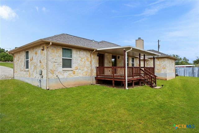 101 Queen Anne Circle, Canyon Lake, TX 78133