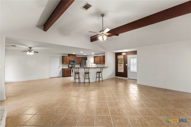 101 Queen Anne Circle, Canyon Lake, TX 78133