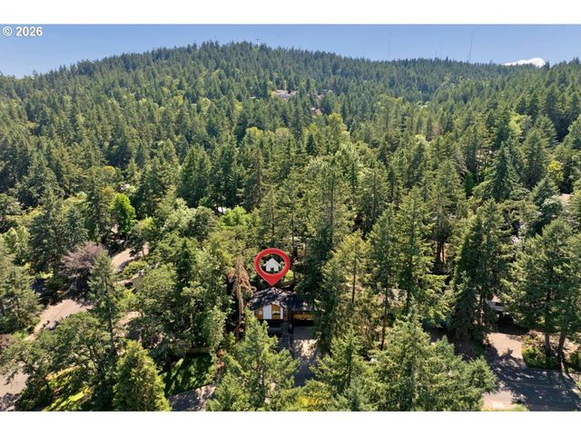 396 BRAE BURN Dr, Eugene, OR 97405