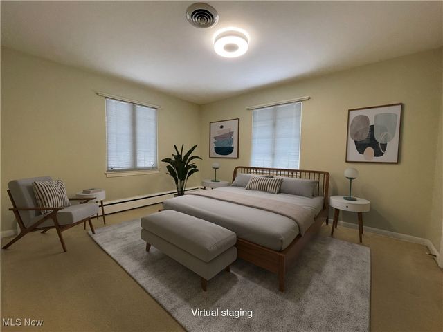 7041 Market Avenue N, Canton, OH 44721