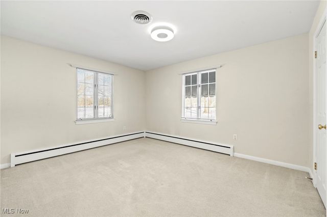 7041 Market Avenue N, Canton, OH 44721