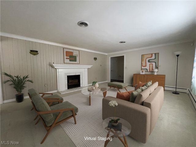 7041 Market Avenue N, Canton, OH 44721