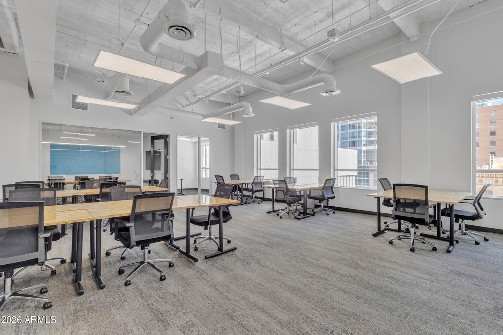 112 N CENTRAL Avenue 700D, Phoenix, AZ 85004 — photo 2