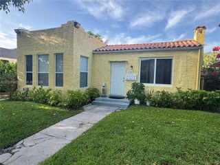 618 30th St, West Palm Beach, FL 33407