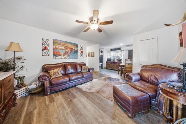 10642 Fm 902, Collinsville, TX 76233