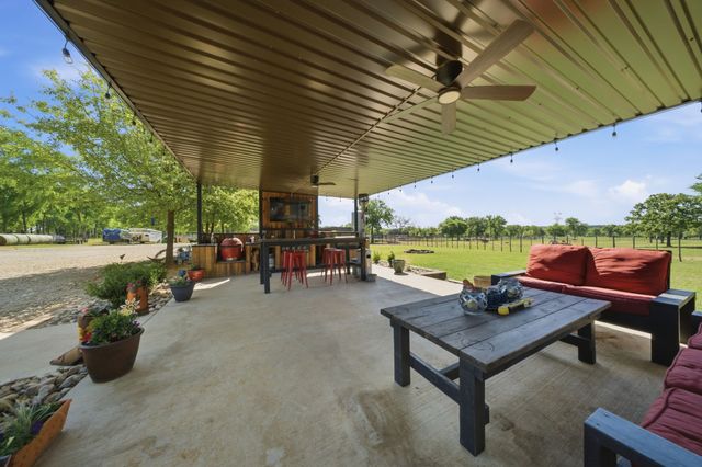 10642 Fm 902, Collinsville, TX 76233