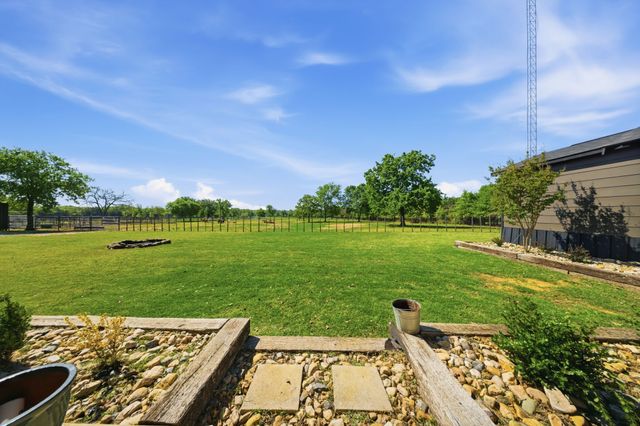 10642 Fm 902, Collinsville, TX 76233