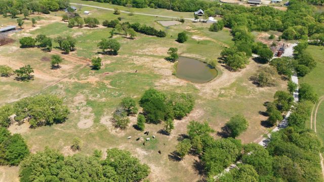 10642 Fm 902, Collinsville, TX 76233