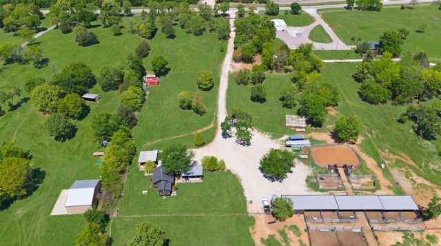 10642 Fm 902, Collinsville, TX 76233