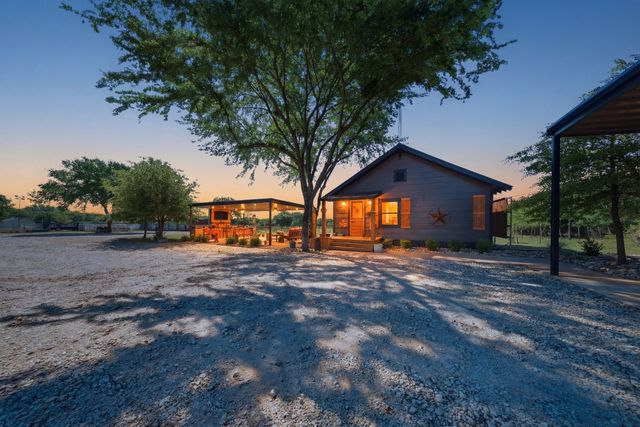 10642 Fm 902, Collinsville, TX 76233