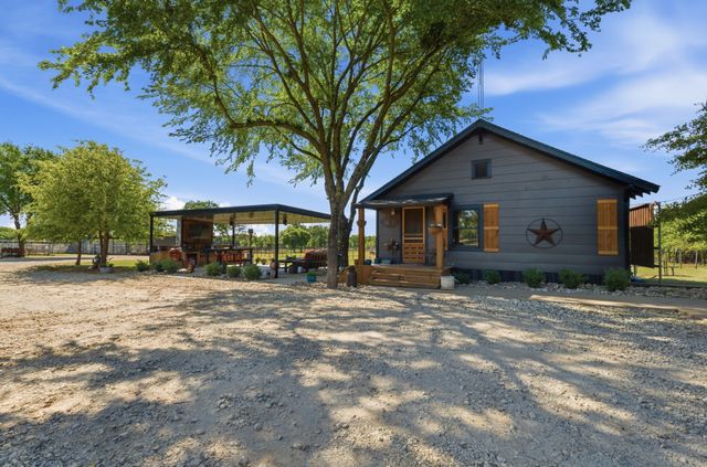 10642 Fm 902, Collinsville, TX 76233