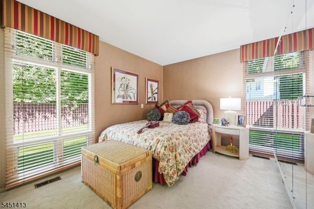 12 Rhoda Ter, Parsippany-troy Hills Twp., NJ 07054