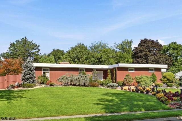12 Rhoda Ter, Parsippany-troy Hills Twp., NJ 07054