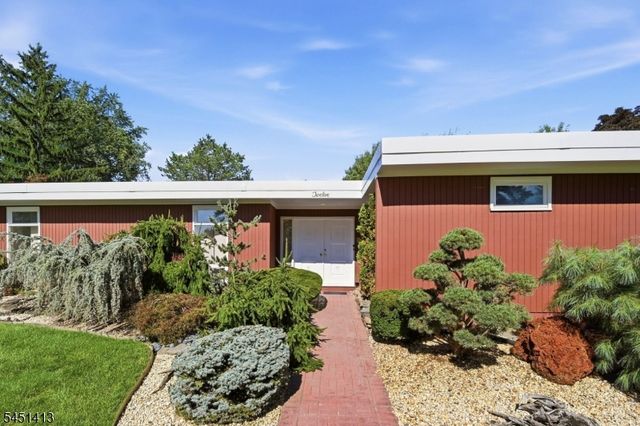 12 Rhoda Ter, Parsippany-troy Hills Twp., NJ 07054