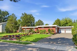 12 Rhoda Ter, Parsippany-troy Hills Twp., NJ 07054