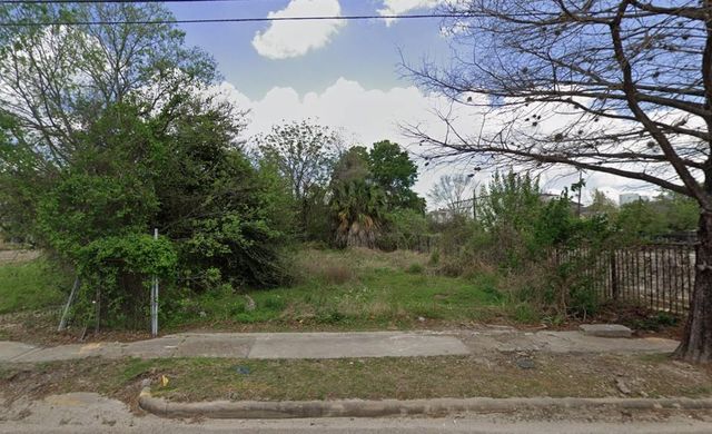 3416 Emancipation Avenue, Houston, TX 77004