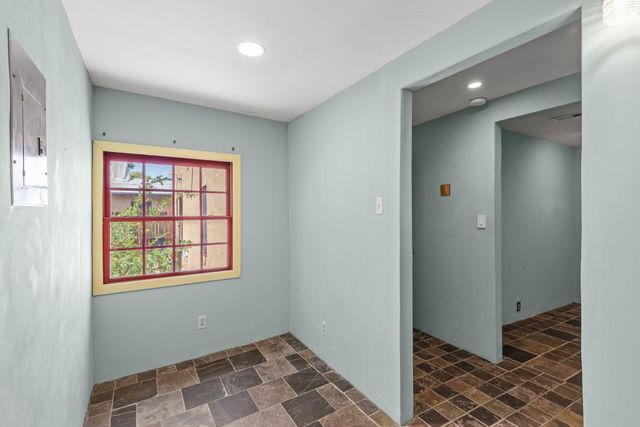 500 Cromwell Avenue SW, Albuquerque, NM 87102