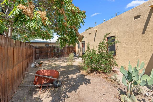 500 Cromwell Avenue SW, Albuquerque, NM 87102