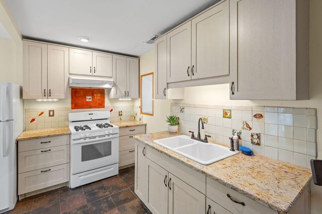 500 Cromwell Avenue SW, Albuquerque, NM 87102