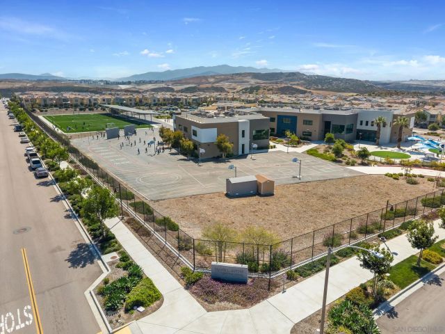 1103 Calle Deceo, Chula Vista, CA 91913