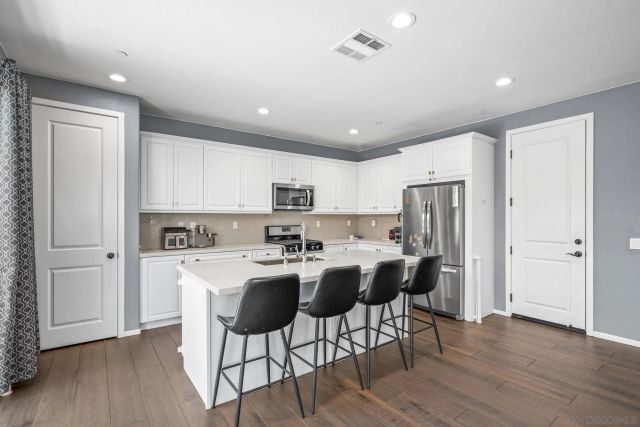 1103 Calle Deceo, Chula Vista, CA 91913