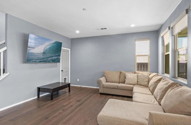 1103 Calle Deceo, Chula Vista, CA 91913