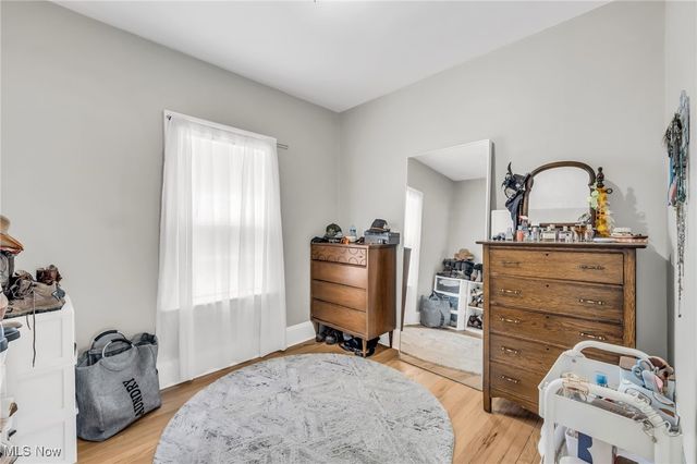 2287 Ogontz Avenue, Lakewood, OH 44107