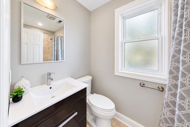 4920 N Keeler Avenue, Chicago, IL 60630