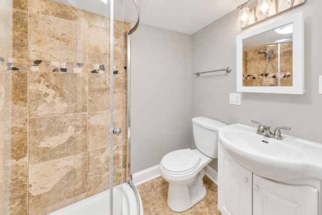 4920 N Keeler Avenue, Chicago, IL 60630