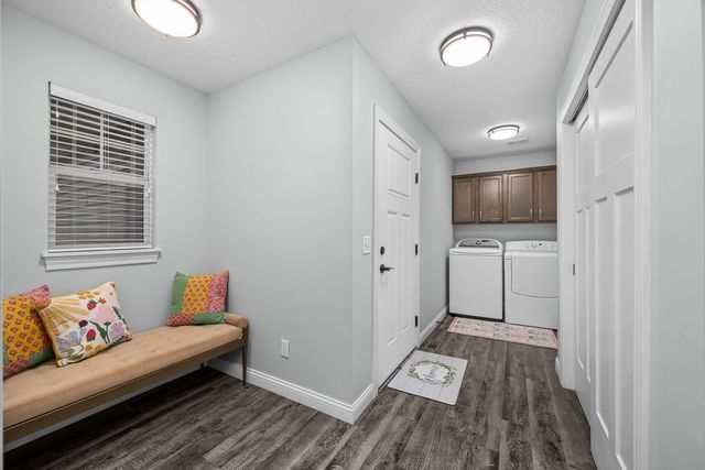 4709 Pheasant Creek Avenue, Davenport, IA 52807