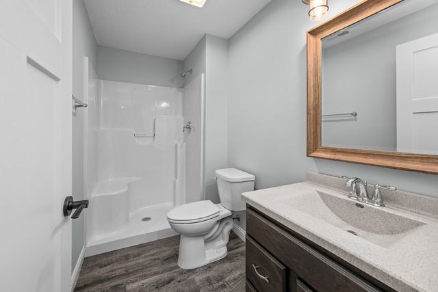 4709 Pheasant Creek Avenue, Davenport, IA 52807