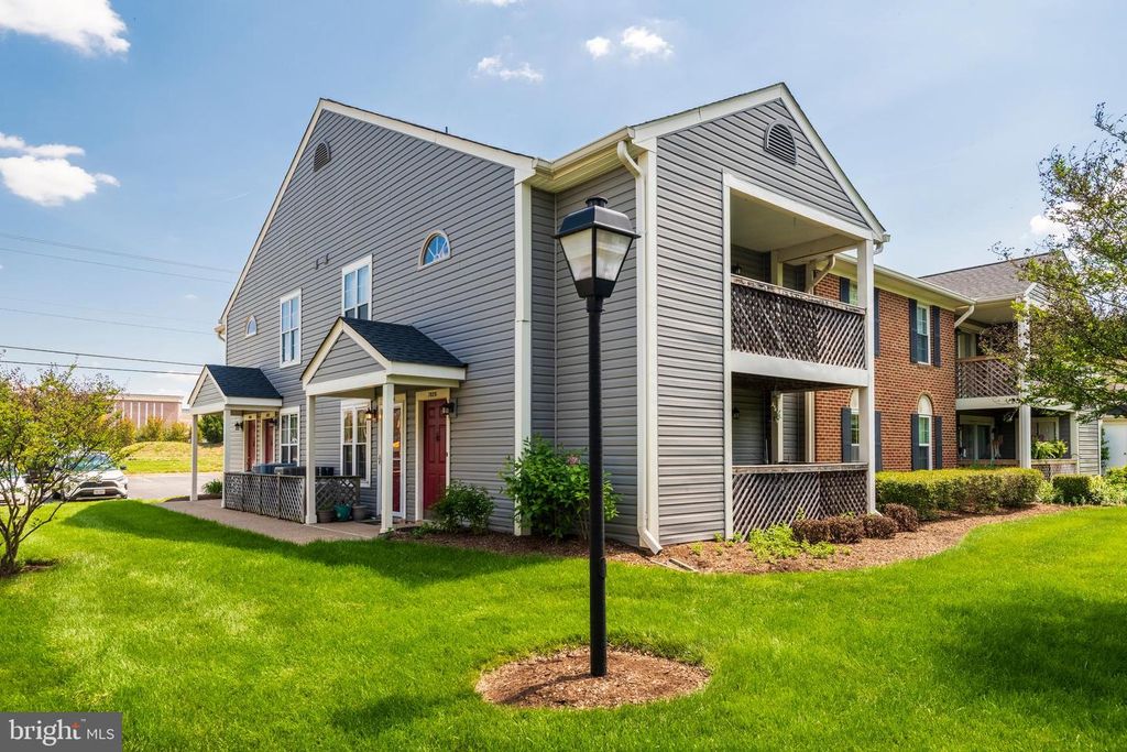 7824 WAVERLEY MILL CT, Gainesville, VA 20155