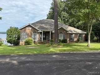 60 Tankersley Lane, Wetumpka, AL 36092