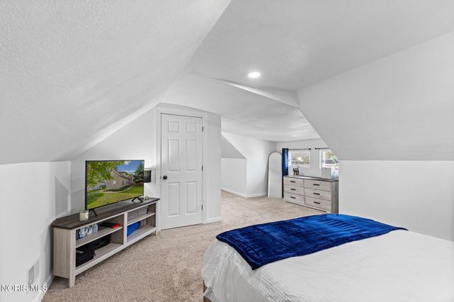 108 Chestnut Street, Swanton, OH 43558