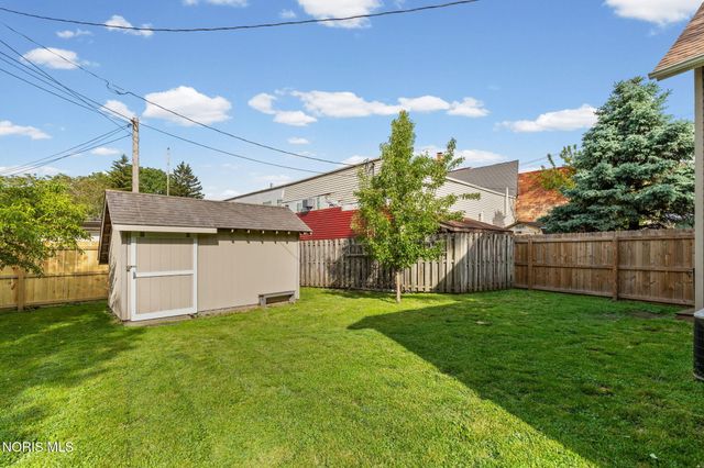 108 Chestnut Street, Swanton, OH 43558