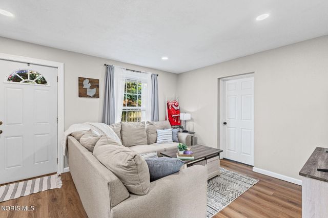 108 Chestnut Street, Swanton, OH 43558