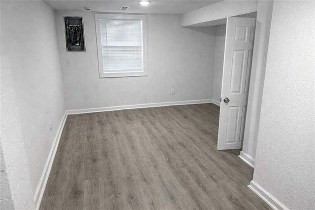 5105 Rinker Road, Kansas City, MO 64129