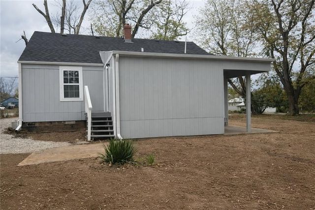 5105 Rinker Road, Kansas City, MO 64129