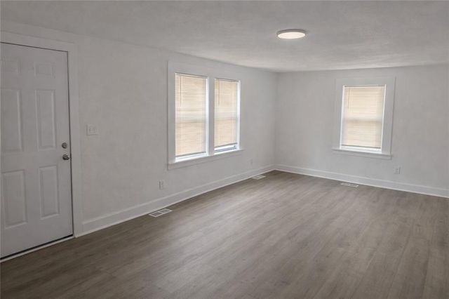 5105 Rinker Road, Kansas City, MO 64129