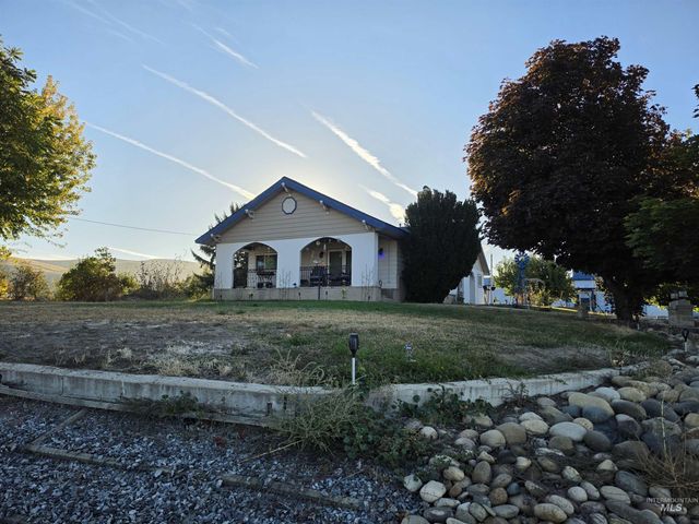 11476 Hill Rd, Payette, ID 83661 property photo