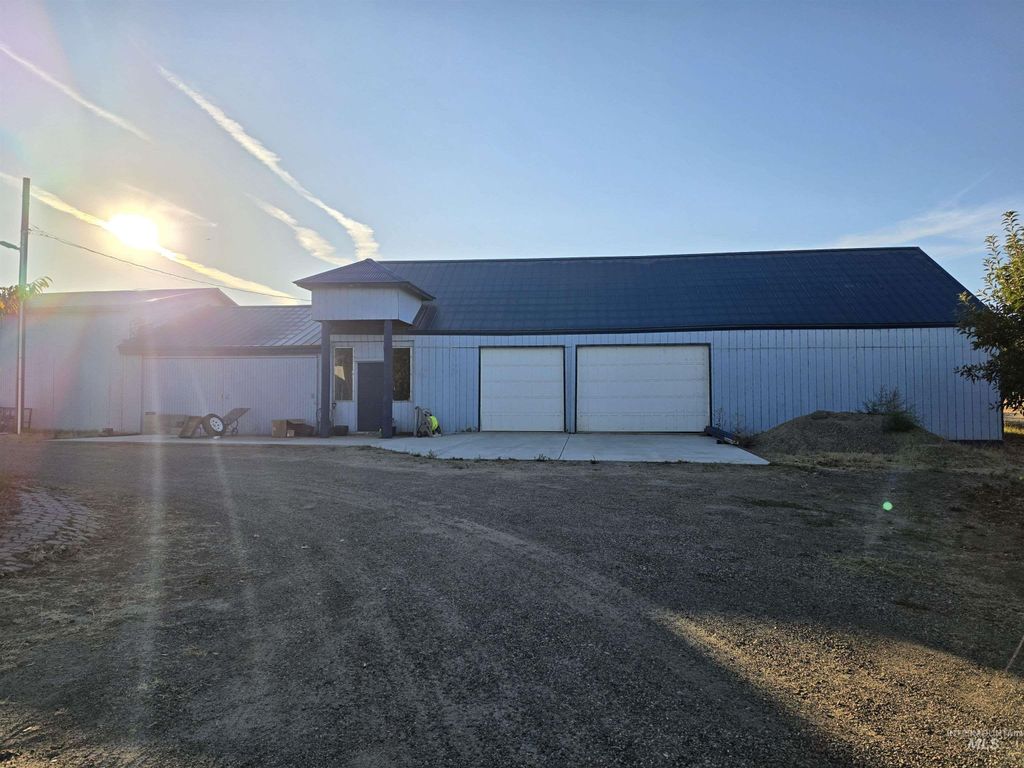 11476 Hill Rd, Payette, ID 83661 photo 3