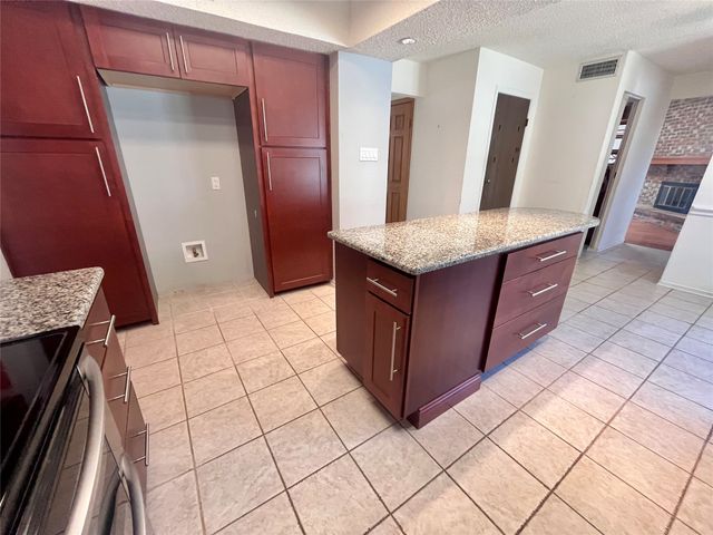 7410 Boisenberry Lane, Dallas, TX 75249