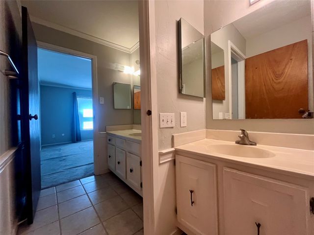7410 Boisenberry Lane, Dallas, TX 75249
