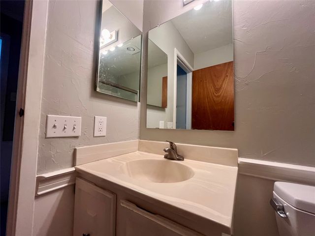 7410 Boisenberry Lane, Dallas, TX 75249