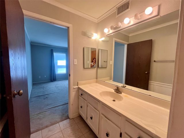 7410 Boisenberry Lane, Dallas, TX 75249